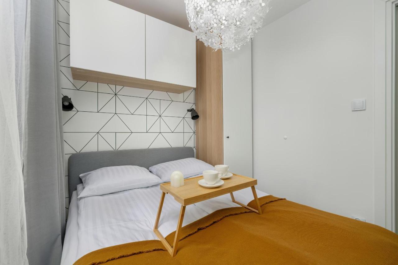 Modernly Arranged Apartments In Katowice By Noclegi Renters Exterior foto